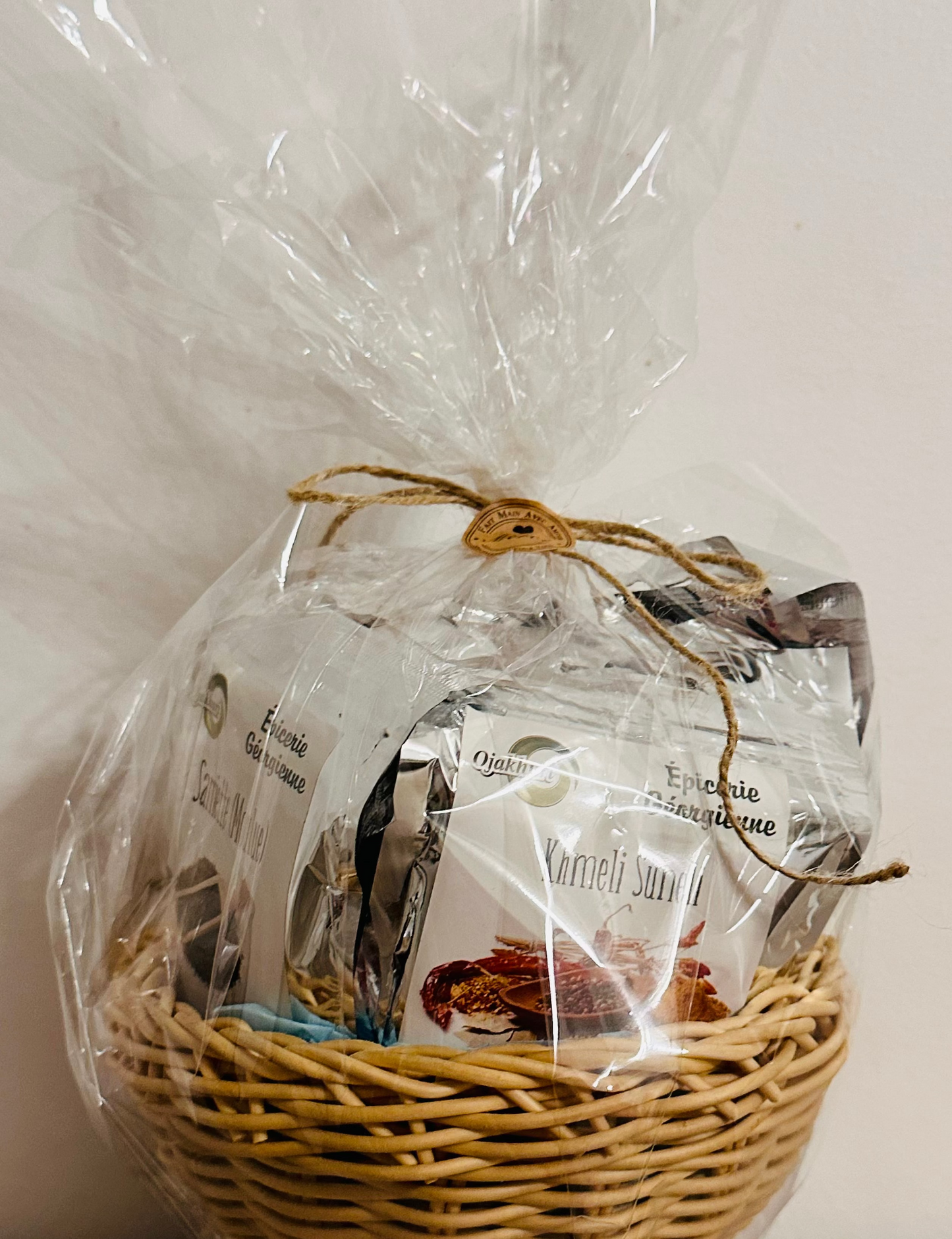 Panier d’épices( სუნელების ნაკრები)