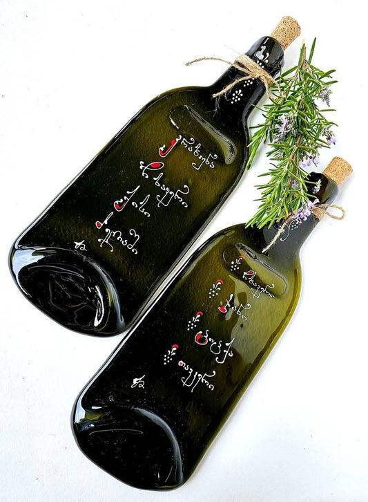 Plateau en forme de bouteille( ყველის დაფა ქართული ღვინოები) 30x11cm